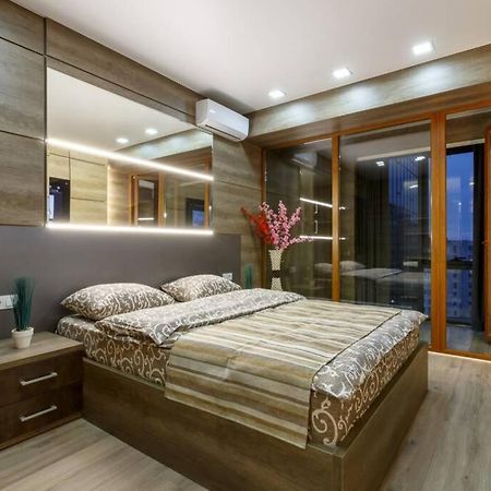 City Center. Panoramic Windows. Fireplace. Chisinau Exterior photo